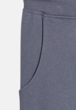 Friboo 3 Pack - Trainingsbroek - Grey/Black/Blue 7 Friboo 3 Pack - Trainingsbroek - Grey/Black/Blue -Friboo 401256becfab442e8a8ba8fdd9c7dc88